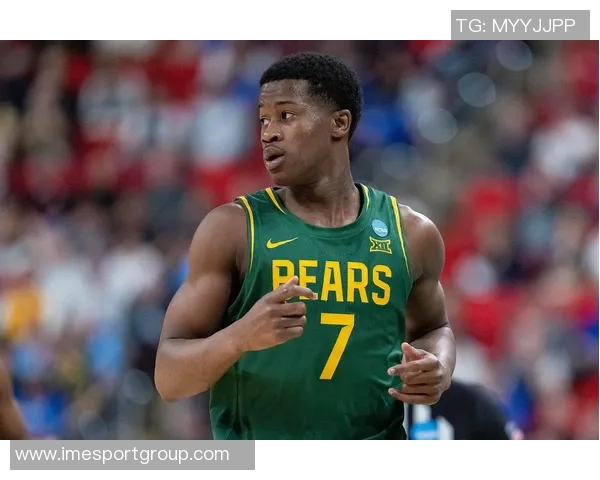 新秀榜更新弗拉格持续领先埃奇库姆重返前五贝利遗憾跌出榜单 新秀榜更新弗拉格持续领先埃奇库姆重返前五贝利遗憾跌出榜单