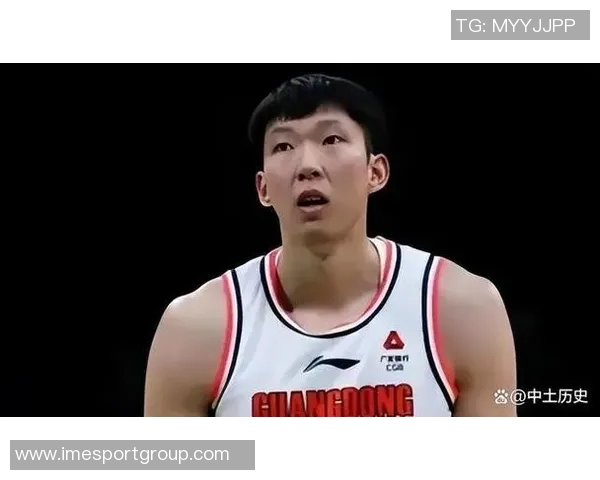 周琦发展联盟首秀表现出色11投6中三分球7投3中贡献15分4篮板3助攻2盖帽