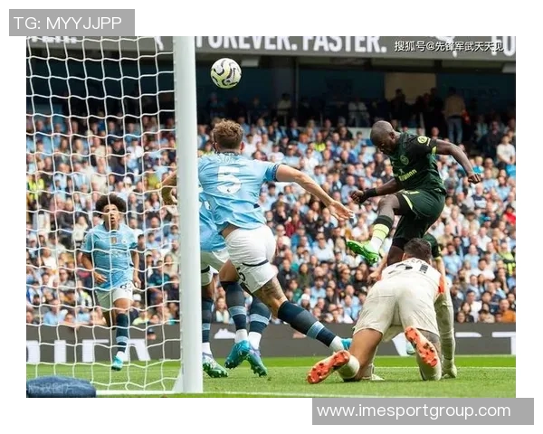 多库世界波精彩绝伦荣膺曼城11月最佳进球称号